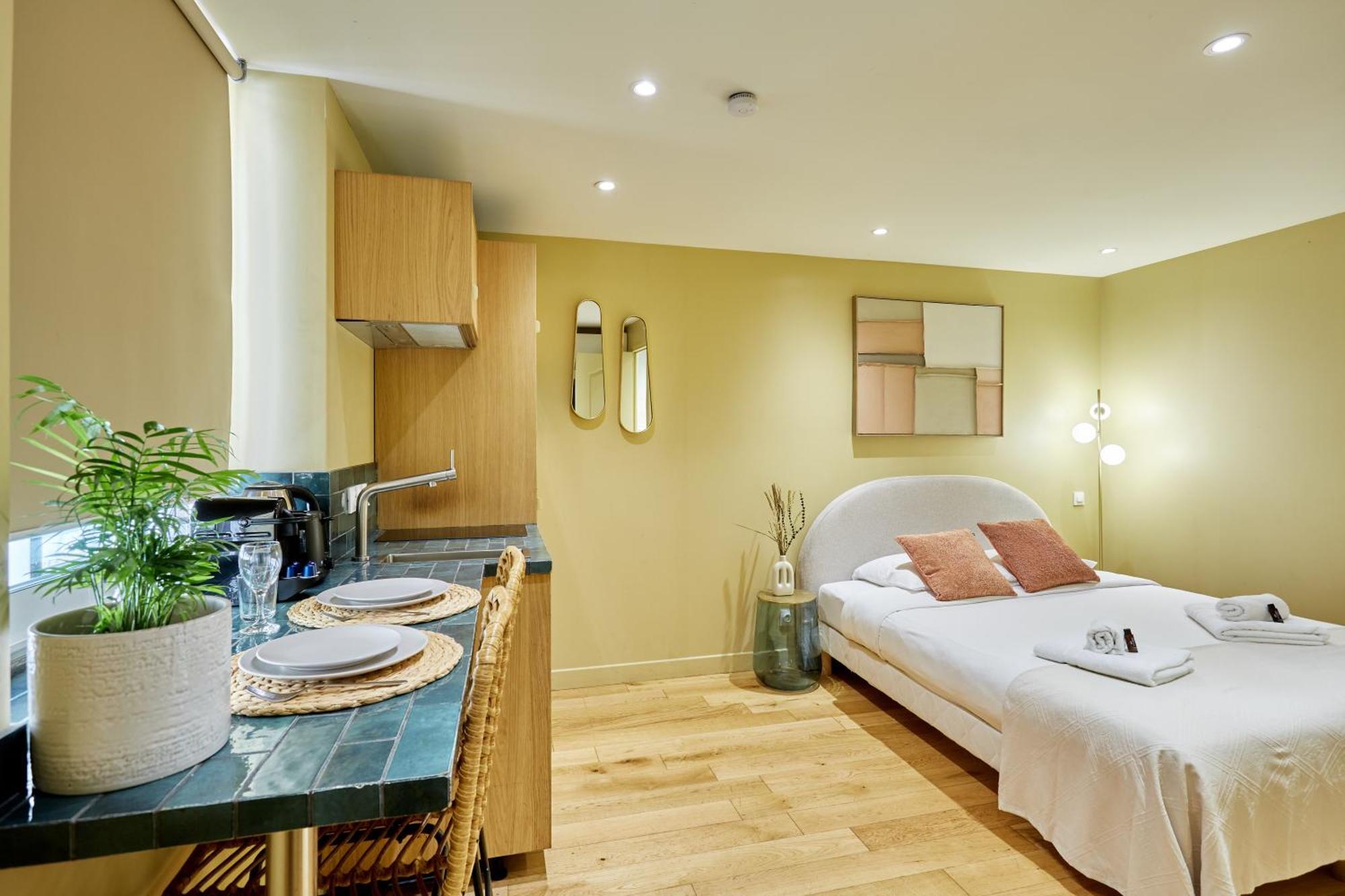 Apartment Centre De By Prestige